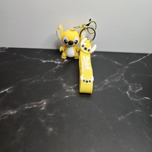 Disney Lilo N Stitch Keychain - Picture 3 of 3